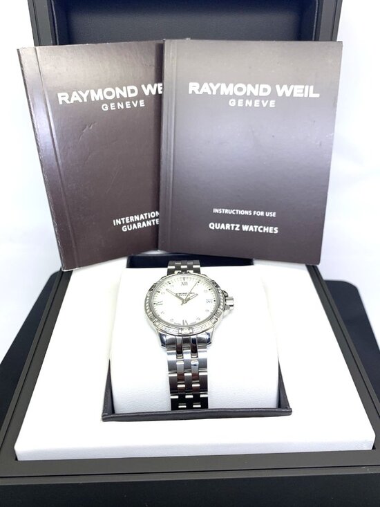 Raymond Weil Women\'s Watch 5960 Tango Diamond Swiss Quartz Mother of Pearl 30mm